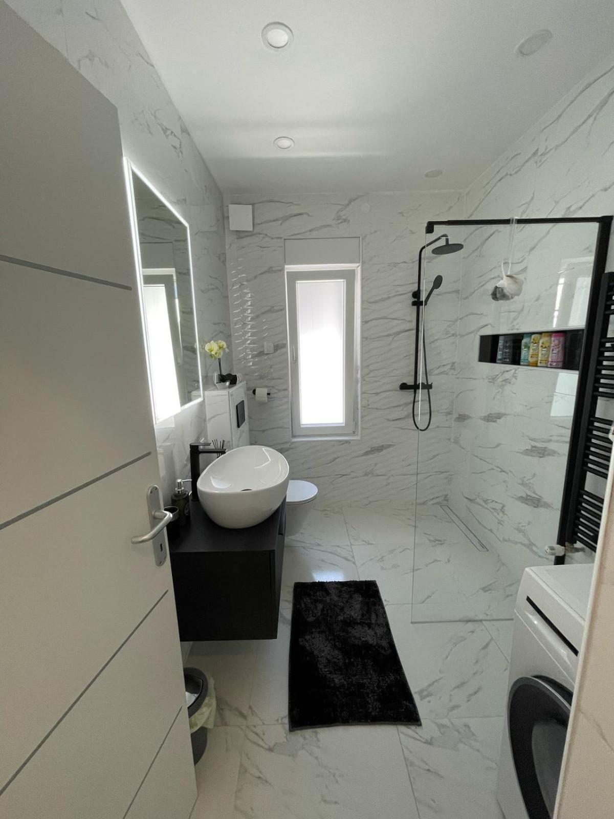 Modern Oasis *