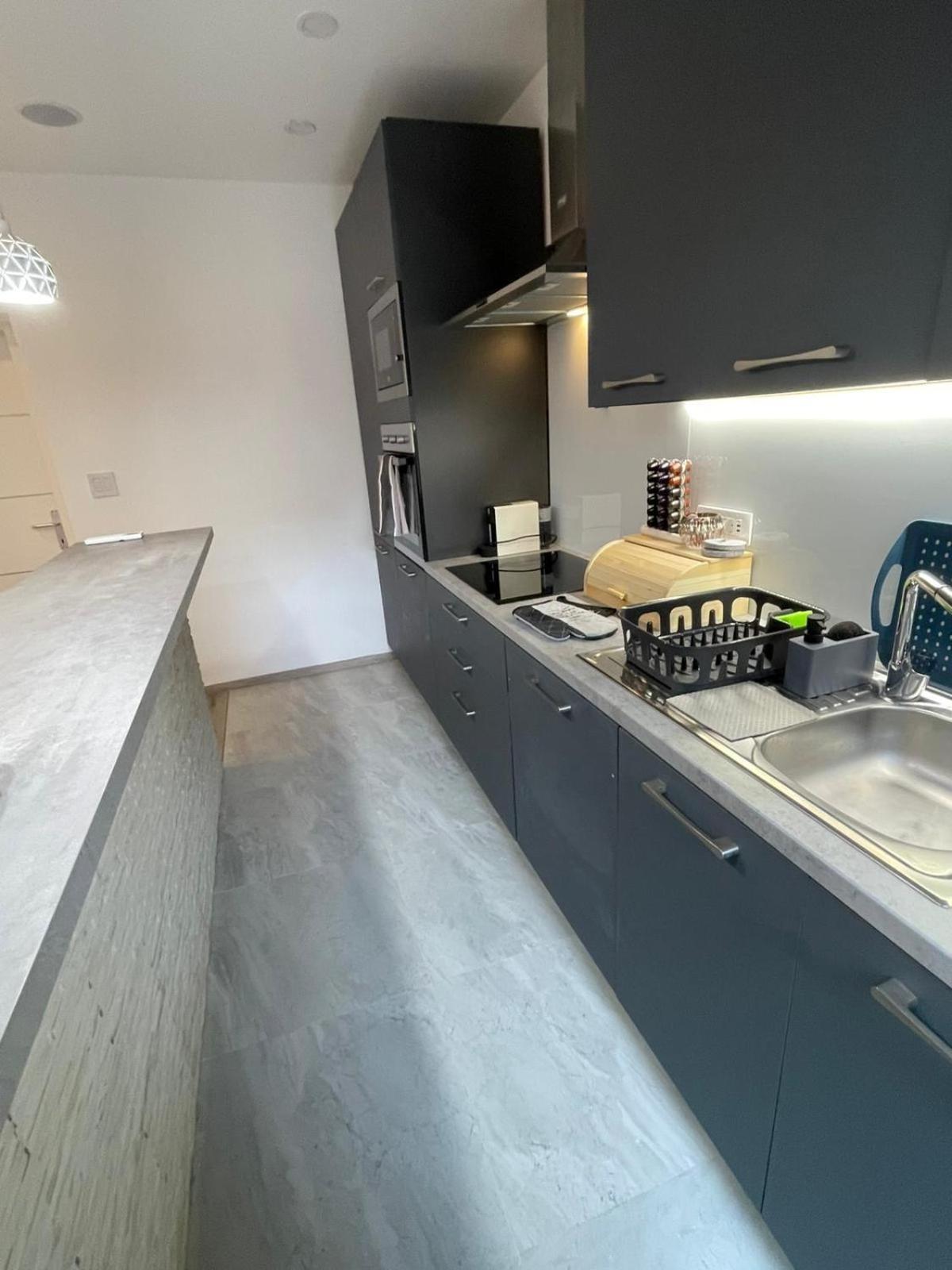 Apartman Modern Oasis *